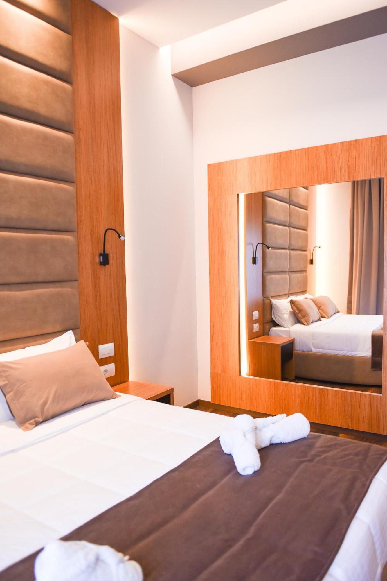 Olivia'S Hill Resort Kryemëdhej 外观 照片