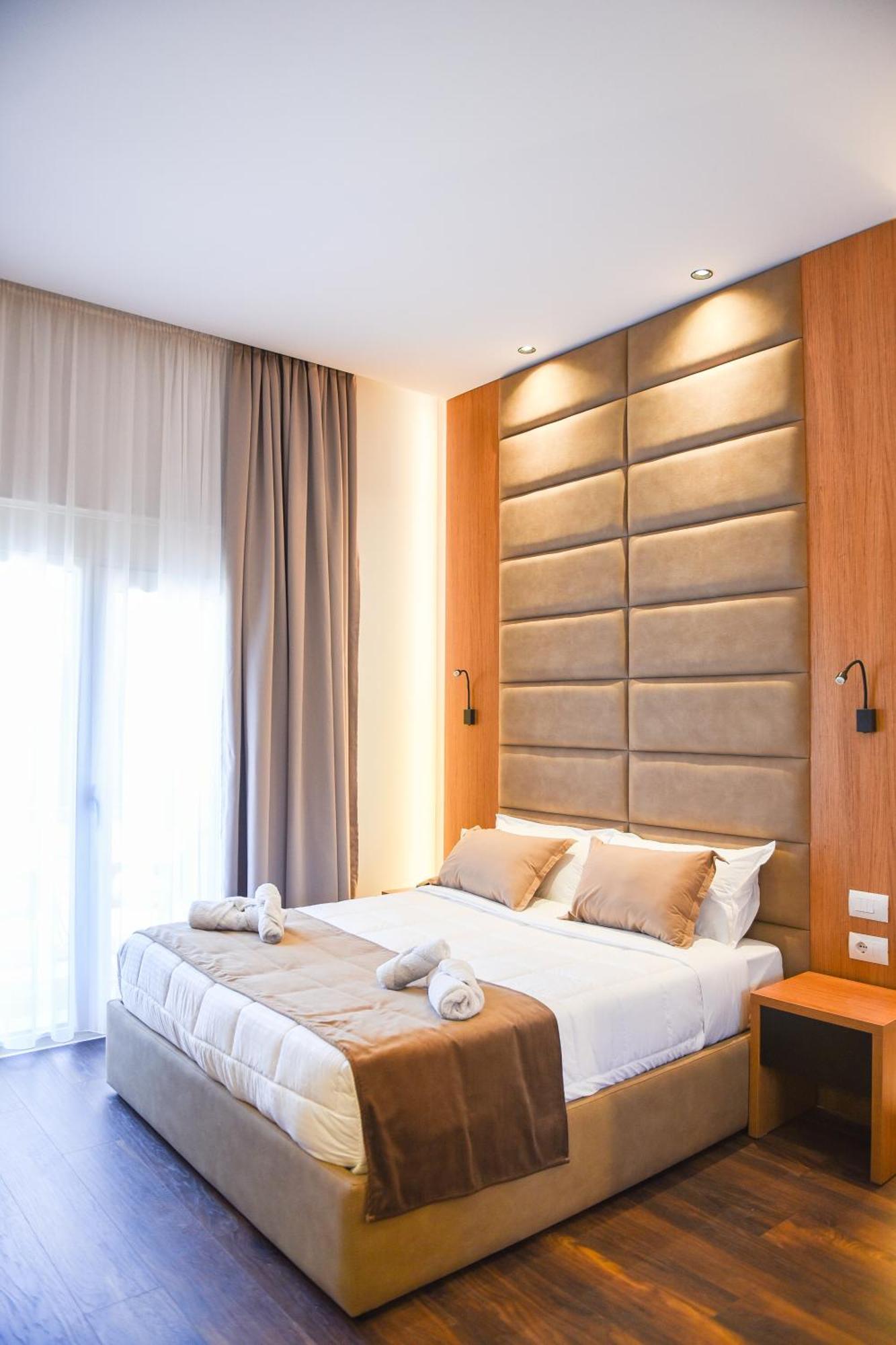 Olivia'S Hill Resort Kryemëdhej 外观 照片